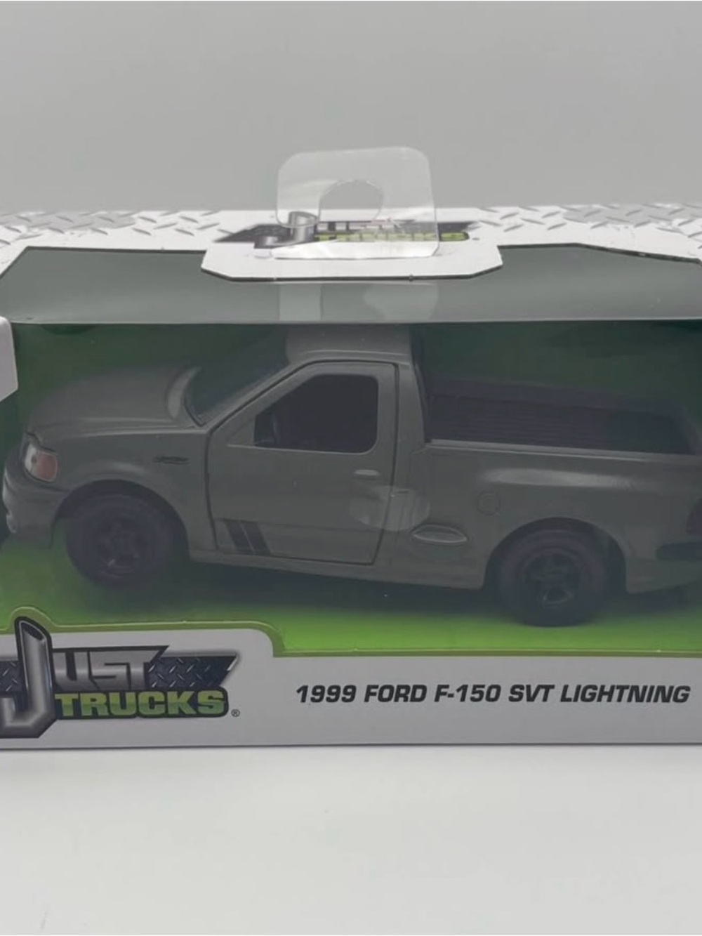 Jada Toys Just Trucks 1999 Ford F-150 SVT Lightning 1:32 Gray